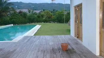 Beachfront Luxury Villa Las Terrenas 0*,